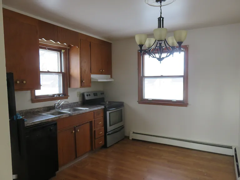 1308 10th St N #3 — Photo 3