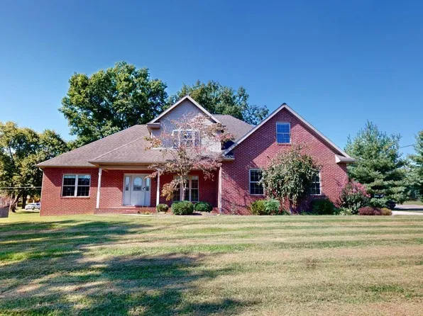 3289 Saint Charles St, Jasper, IN 47546