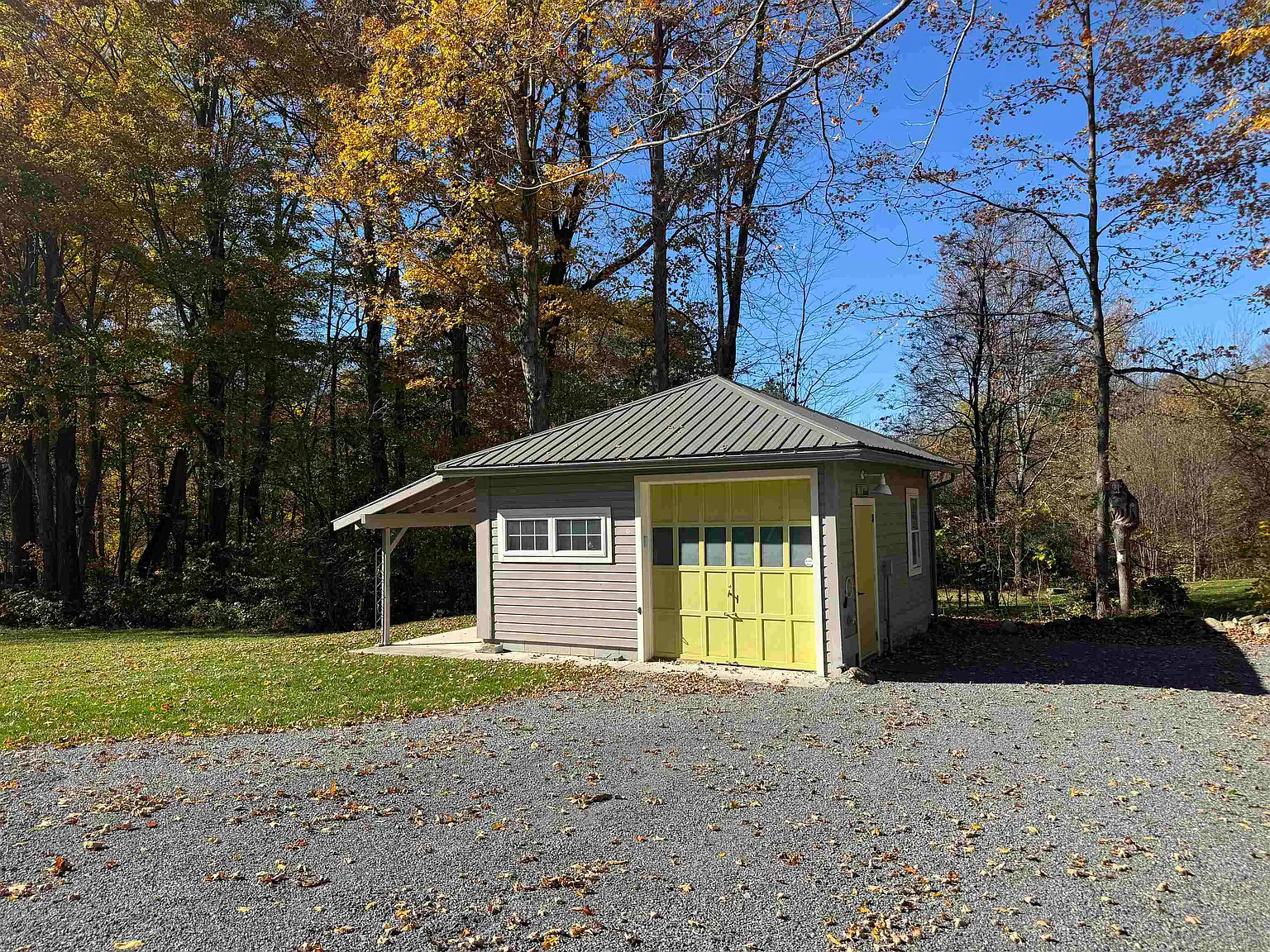 4 bed, 2.5 bath, 2078 sqft, $9,000 — Photo 4