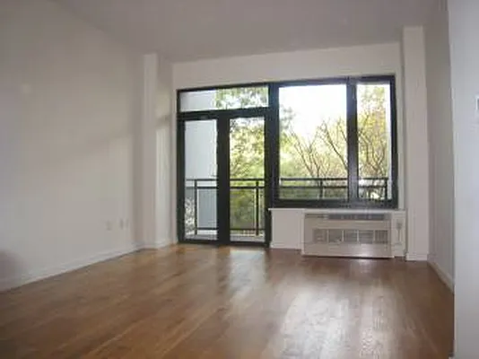 Rented by Green Home NY Realty LLC | media 34