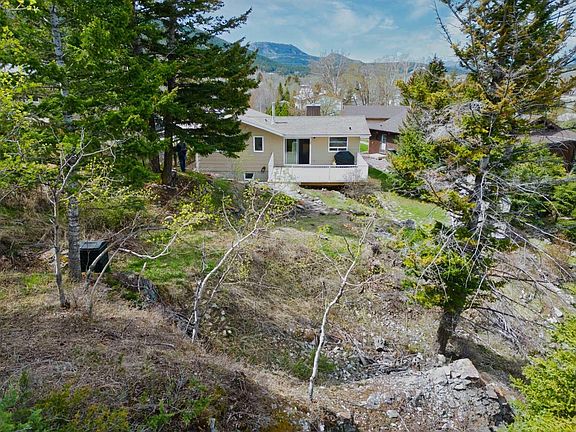 4th image of 13553 18th Ave