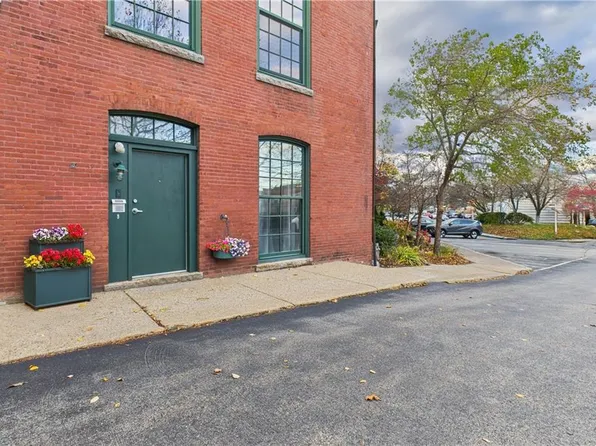 28 Bayley St APT 107, Pawtucket, RI 02860