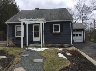 3 Williams St, Hopedale, MA 01747