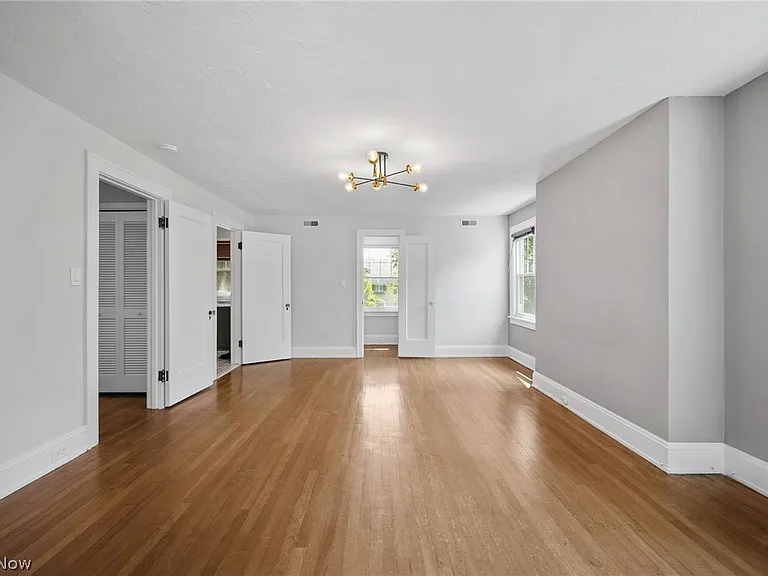 2924 Brighton Rd — Photo 21