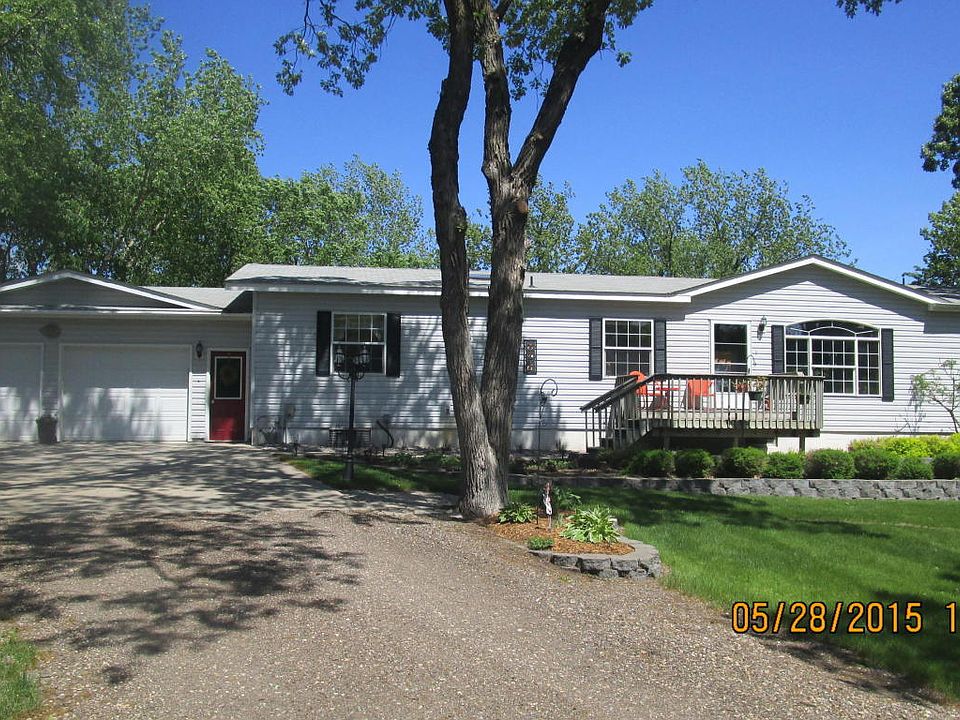 1st image of 20601 Oakwood Dr