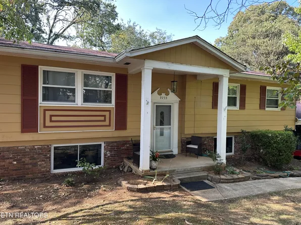 9233 Guyot Dr, Knoxville, TN 37922