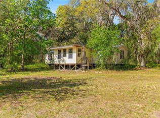 9235 SE 193rd Ave, Ocklawaha, FL 32179