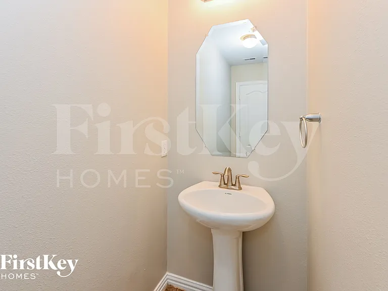 5113 Caldera Ct — Photo 14