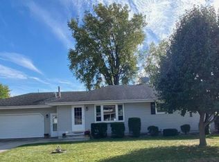 2701 Walnut Ln, Hobart, IN 46342