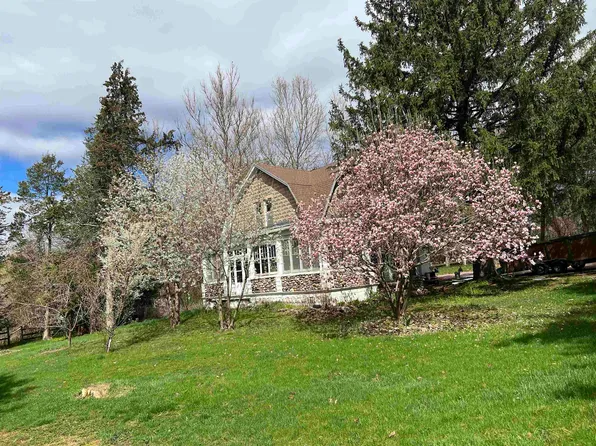 W6426 Gem Ave, Endeavor, WI 53930