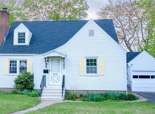 66 Deerfield Dr, Manchester, CT 06040