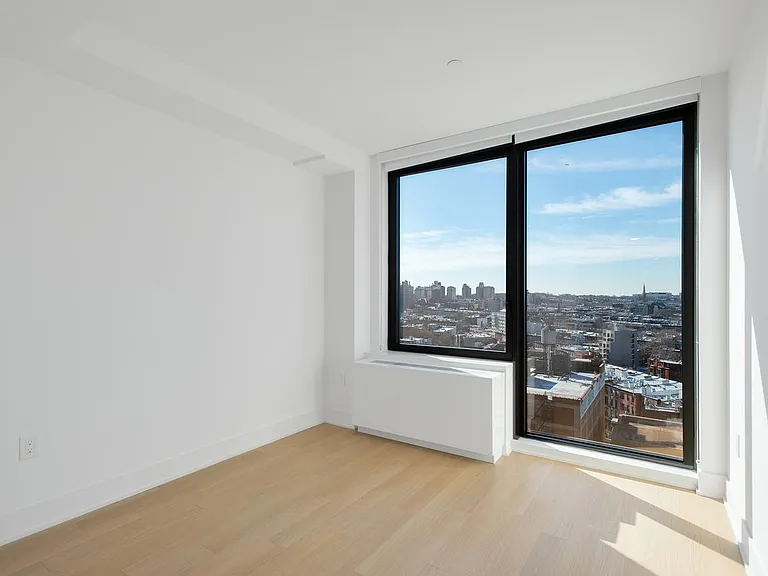 662 Pacific St #16Q — Photo 9