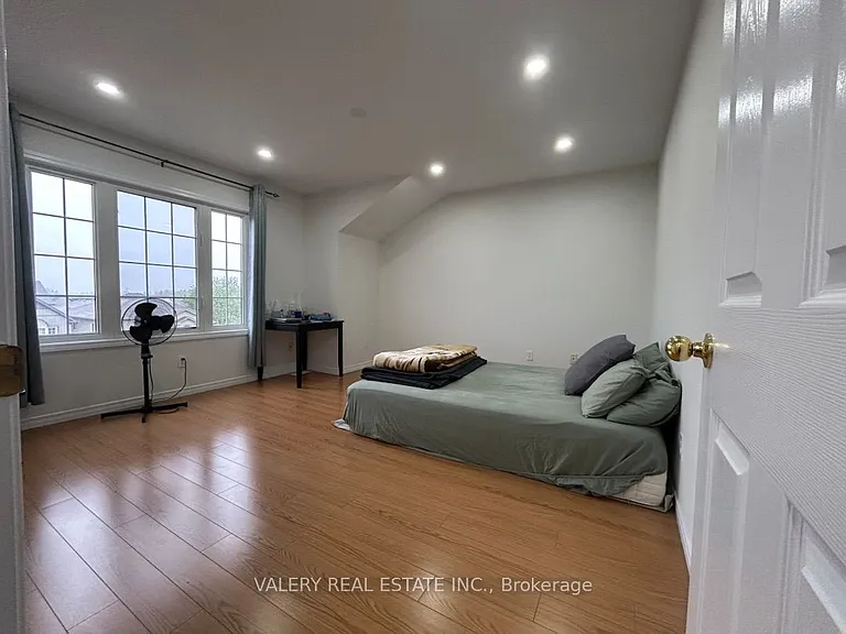 21 Sorrento St #1 — Photo 1