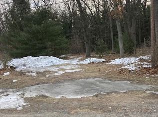 1170 S Forest Dr, Muskegon, MI 49442