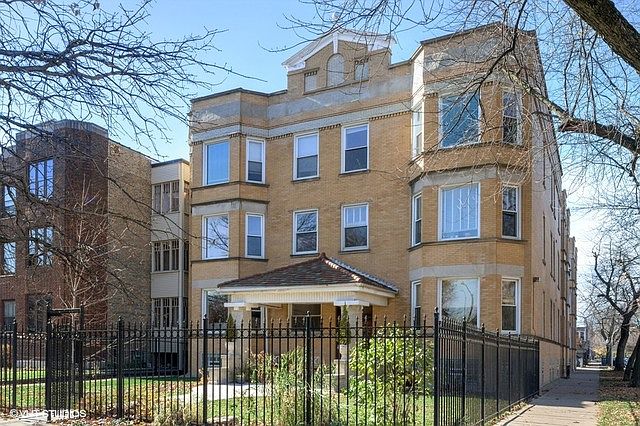 1st image of 2452 N Kedzie Blvd #1S