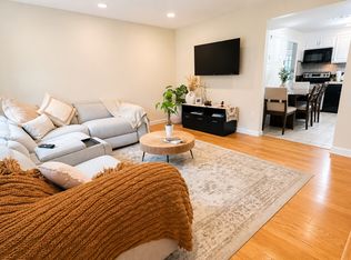 99 Pilgrim Cir, Methuen, MA 01844