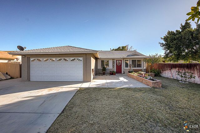 1st image of 325 Yucca Dr