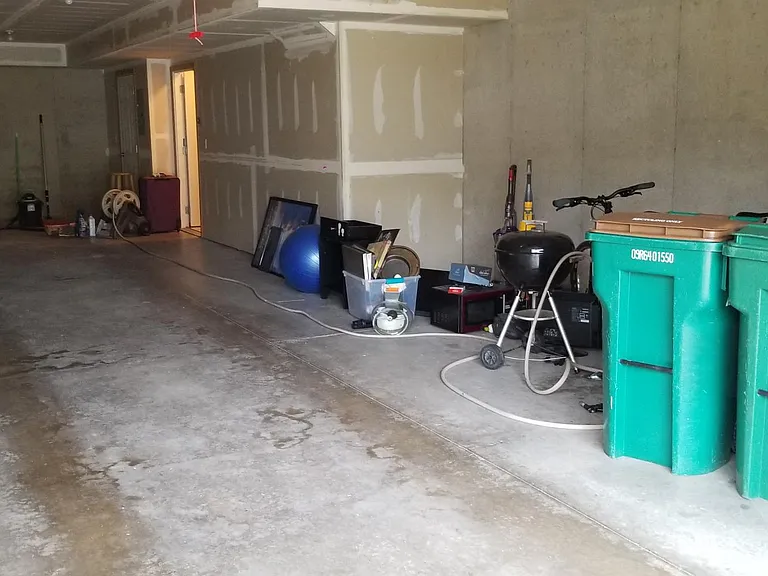 5749 Lexington St — Photo 20