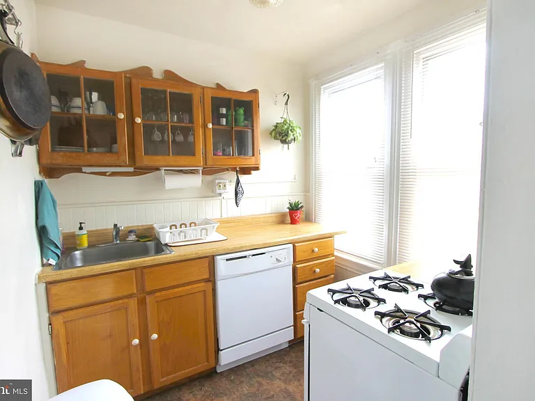 8422 Germantown Ave #2A — Photo 8