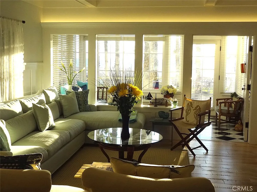 4 bed, 2126 sqft, $50,000 — Photo 4