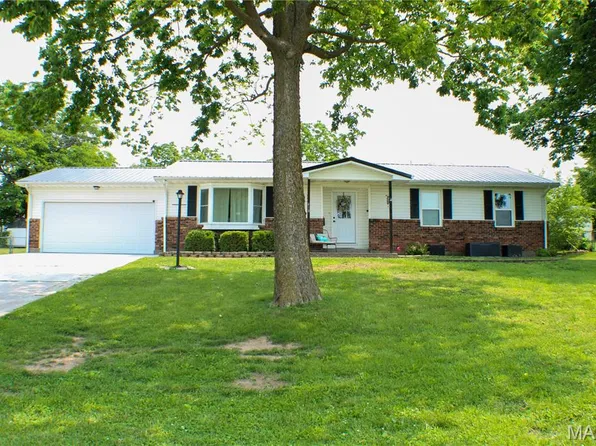 418 Quail Run Rd, Iberia, MO 65486