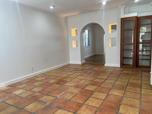 1 bed, 700 sqft, $2,495 — Photo 2