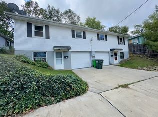 320 & 322 Lincoln Ave, Barberton, OH 44203