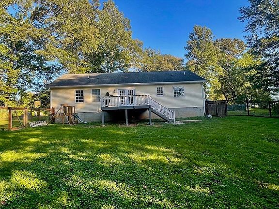 5th image of 103 Horseshoe Rd