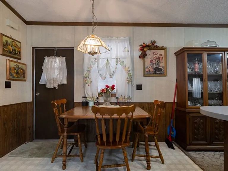 112 Fruster St #B — Photo 10