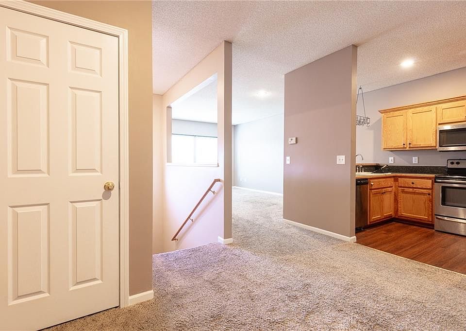 751 S Woodson Ln, Gardner, KS 66030 Zillow