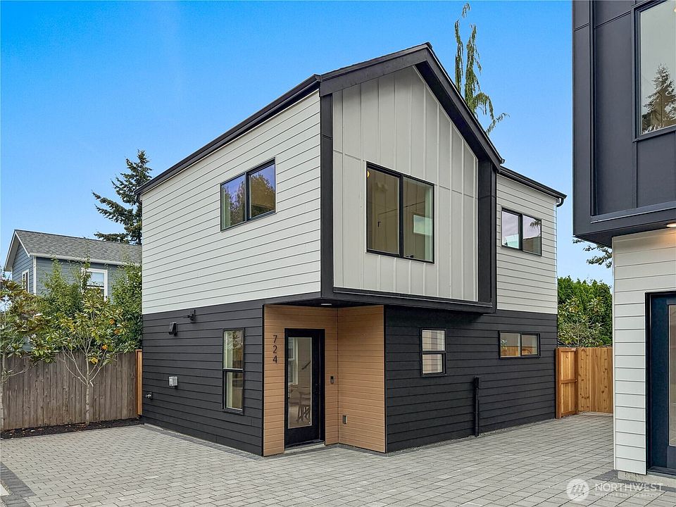 1st image of 724 N 89TH Street