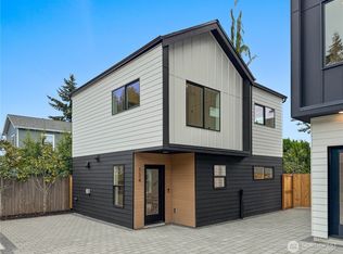 724 N 89th St, Seattle, WA 98103
