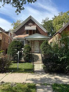 8548 S Aberdeen St, Chicago, IL, 60620