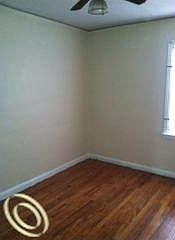 4th image of 16556 Stansbury St