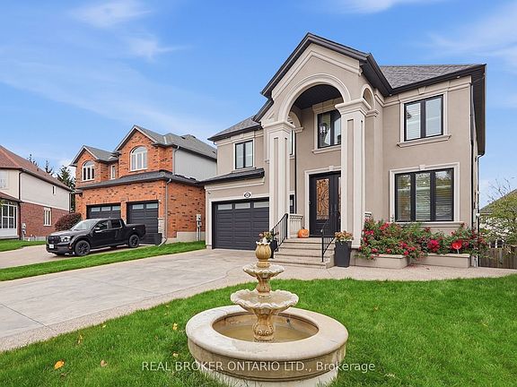 2nd image of 916 Foxbrook Ct