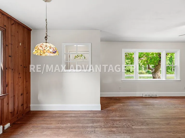 1552 Cumberland Rd — Photo 7