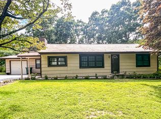 317 Hampton Rd, Signal Mountain, TN 37377