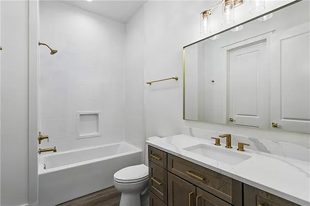 715 W 18th Ave — Photo 19