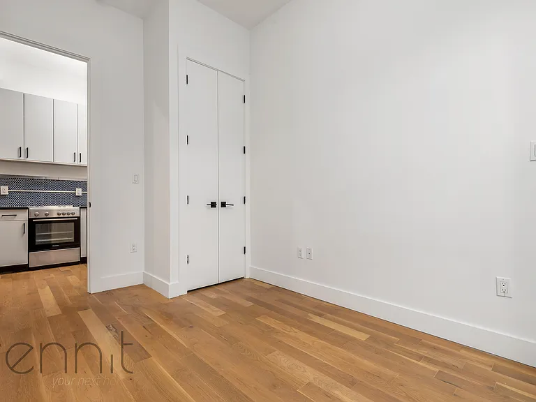 163 Graham Ave #3A — Photo 10