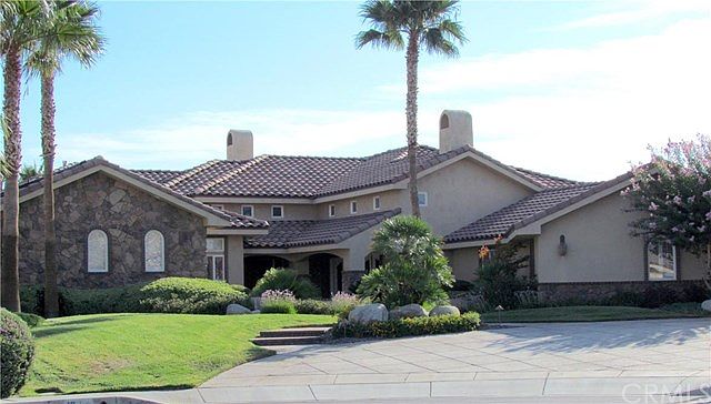 1st image of 19184 Glenbrook Cir