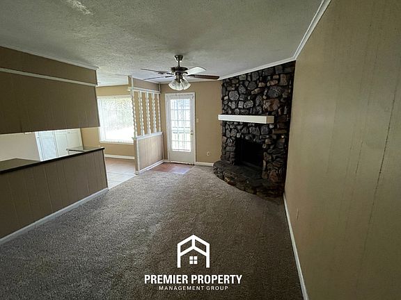 4th image of 3210 Morningview Dr