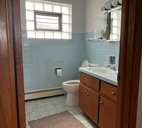 5th image of 5438 S Kenneth Ave Floor 2