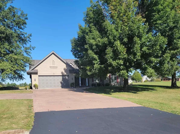 23302 N Oswego Dr, Cuba, IL 61427
