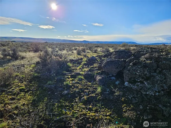 2021 Arroyo Drive, Ephrata, WA 98823