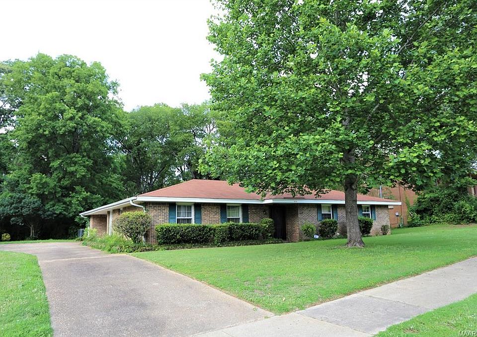 1st image of 426 Carol Villa Dr