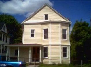 271 Vine St, Bridgeport, CT 06604