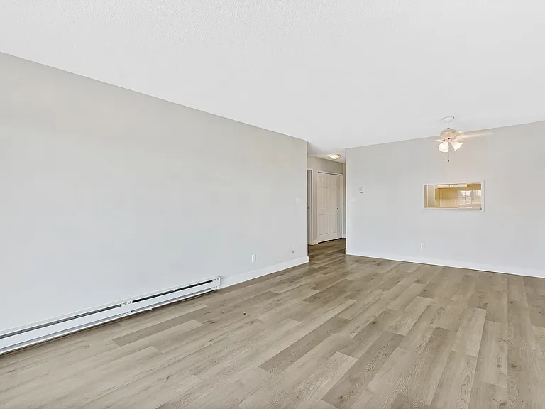 8040 Blundell Rd — Photo 31