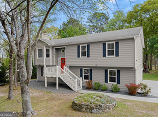 867 Georgetown Dr, Winder, GA 30680
