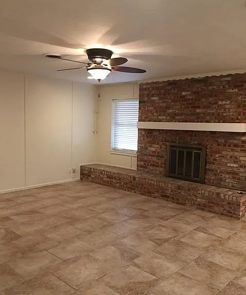 2609 Maxwell Dr — Photo 8
