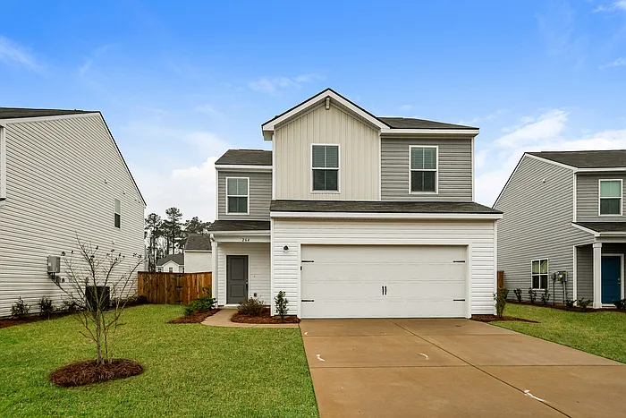 4 bed, 2.5 bath, 2009 sqft, $2,425 — Photo 1